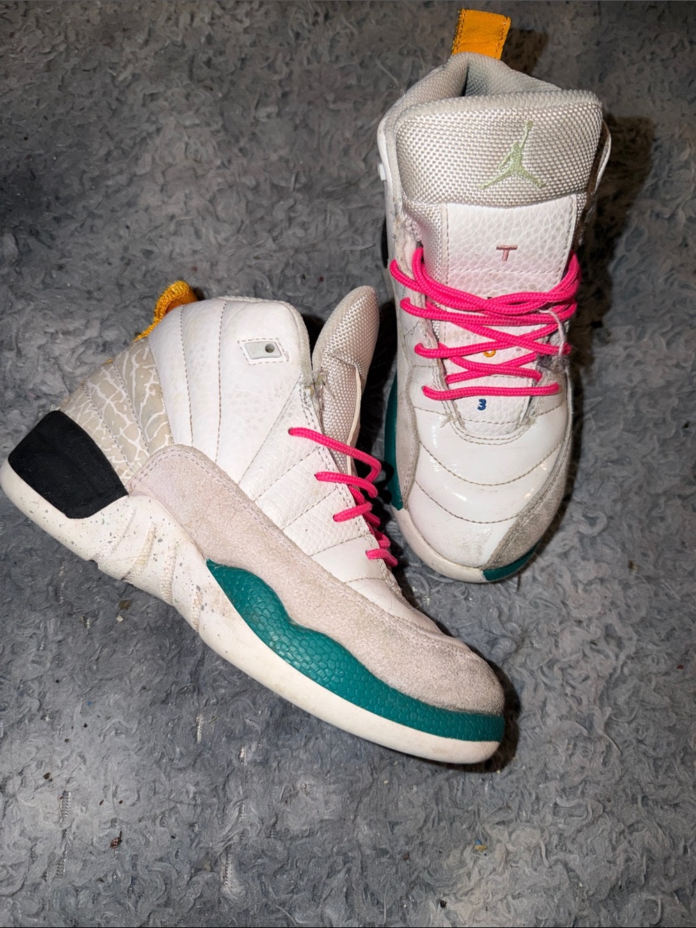 Jordan 12 retro Teal Accents and Pink Laces 1Y